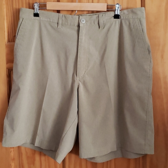 Patagonia shorts - Picture 5 of 9